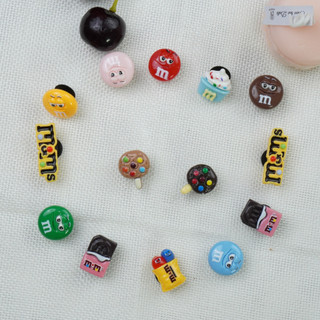 Set 14 Sticker Charm 3D chủ đề kẹo Socola nhựa cứng DIY gắn Dép Sục Cá Sấu Mita JB-57