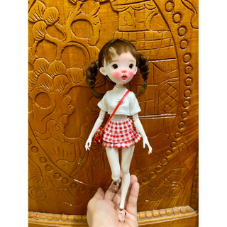 Set áo croptop hình ngẫu nhiên váy caro đỏ size blythe,ob24,xinyi