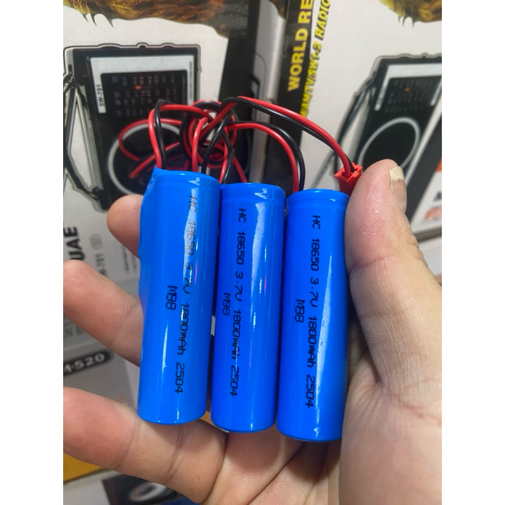 Pin sạc 18650 ( 3,7v ) 5800mAh dây rắc cắm | Shopee Việt Nam