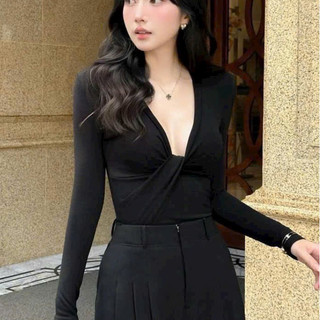 Áo Thun Thiết kế Cổ V Sâu Dáng Xoắn Ôm Thời Trang Tôn Dáng