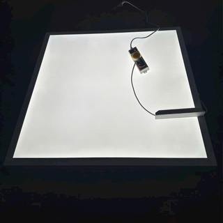Đèn Panel  Panel ỐP NỔI 600x600mm, LED Chiếu Sáng, Tích Điện Trắng Tích Điện Có Tính Chất