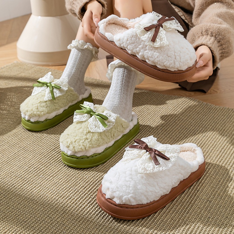Dép lông đi trong nhà cũng phải xinh – Nơ ren dễ thương
