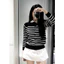 Áo cardigan len sọc ngang kẻ đen thêu gấu dáng suông tay dài chất len mềm mịn, dễ phối đồ hot hit
