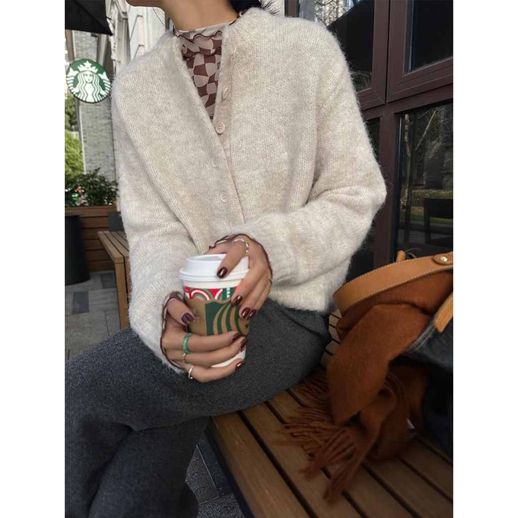 Áo Len Dáng Rộng Màu Hồng Pastel/Be, Chất Len Mềm Mịn Giữ Ấm Mùa Đông – Size S–3XL