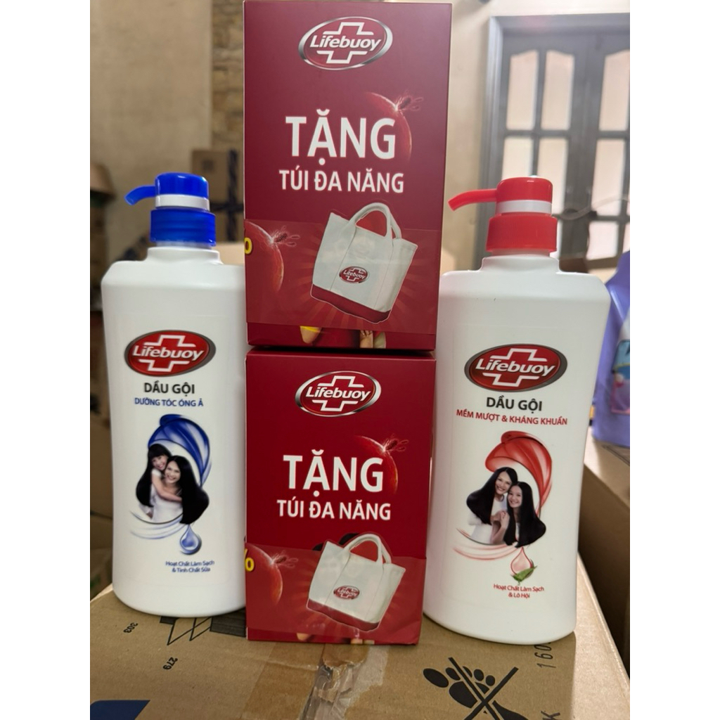 Dầu gội Lifebuoy Dưỡng tóc óng ả/ Mềm mượt & kháng khuẩn 640g