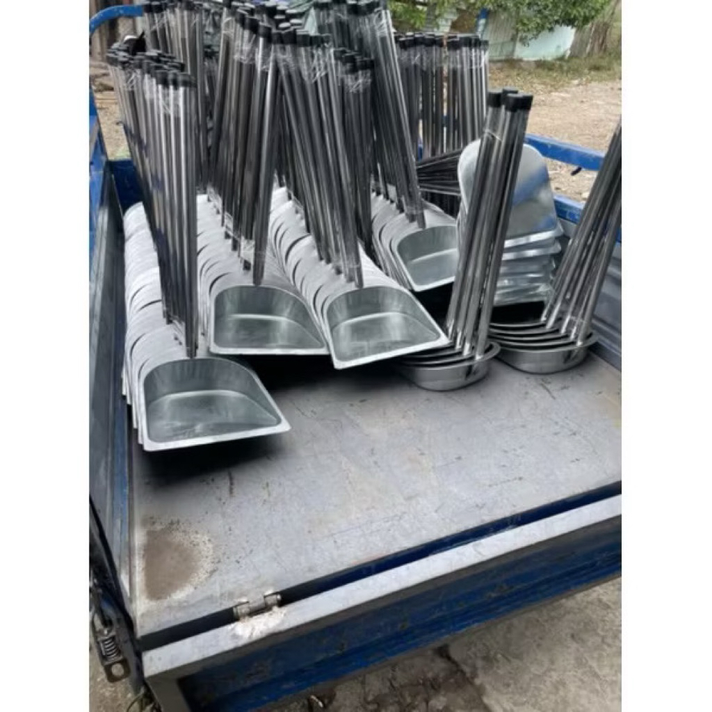 Đồ hốt rác, ki hốt rác nhôm cán dài loại dày | Shopee Việt Nam