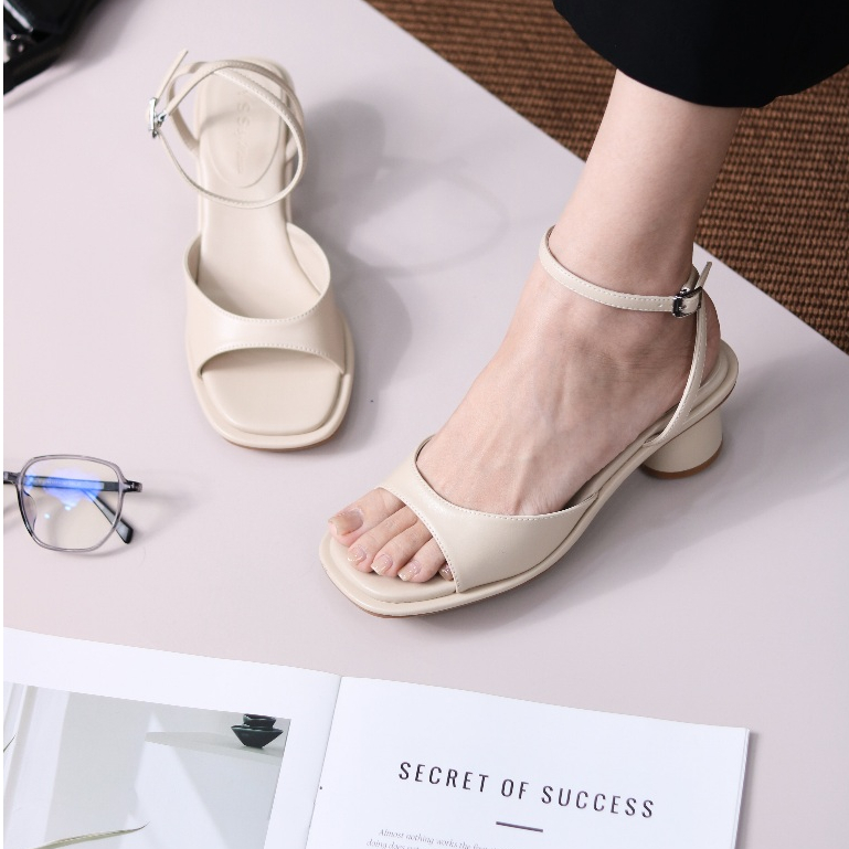 Giày sandal nữ MYSS bảng ngang khoét sâu phối gót trụ 5 cm cao cấp - SD164