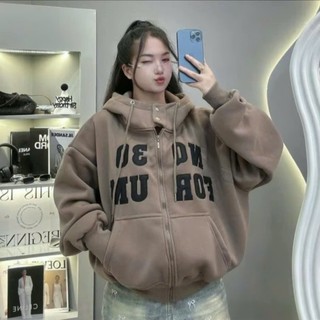 Áo Khoác Nỉ Boxy Dáng Lửng Chất Nỉ Dày Dặn Thêu Chữ Form Rộng Phối Nút Bấm Cổ NQ30 RYSO STORE
