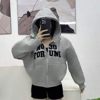 Áo Khoác Nỉ Boxy Dáng Lửng Chất Nỉ Dày Dặn Thêu Chữ Form Rộng Phối Nút Bấm Cổ NQ30 RYSO STORE