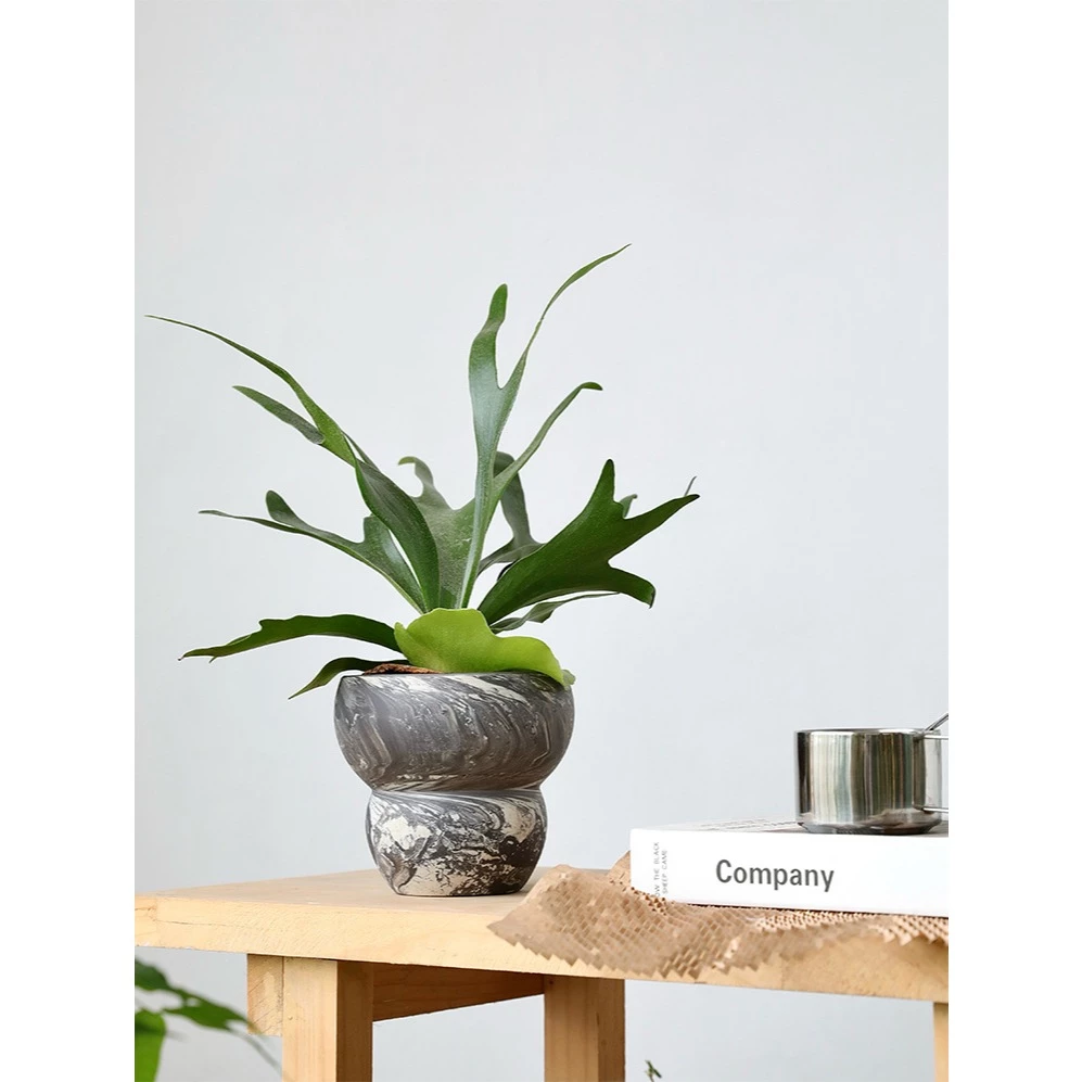 Chậu gốm dáng hồ lô không tráng men