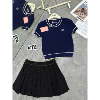 LT - Áo len cổ tròn cộc tay chữ thêu ngực, len mongtoghi free size 1407