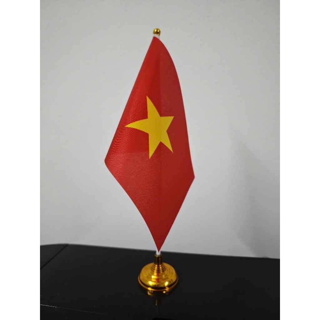 Cờ để bàn đế nhựa cờ thế giới Nhật Hàn Mỹ Việt Nam