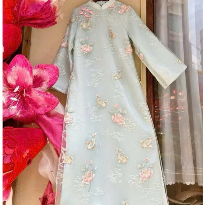 Áo dài cách tân Ngư Yên vải tơ óng thêu họa tiết hoa sen kèm quần lụa MUZA  AD15
