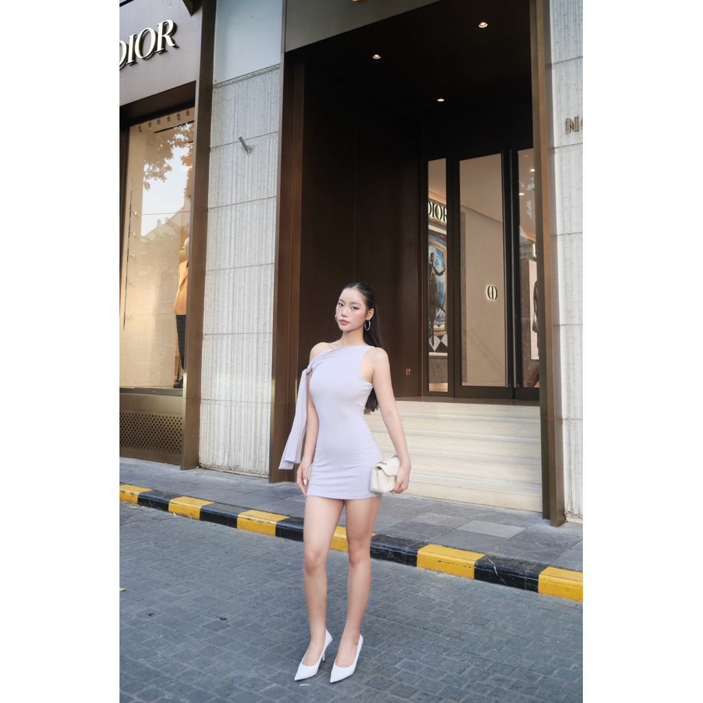 Đầm ôm gợi cảm lệch vai LEM Official