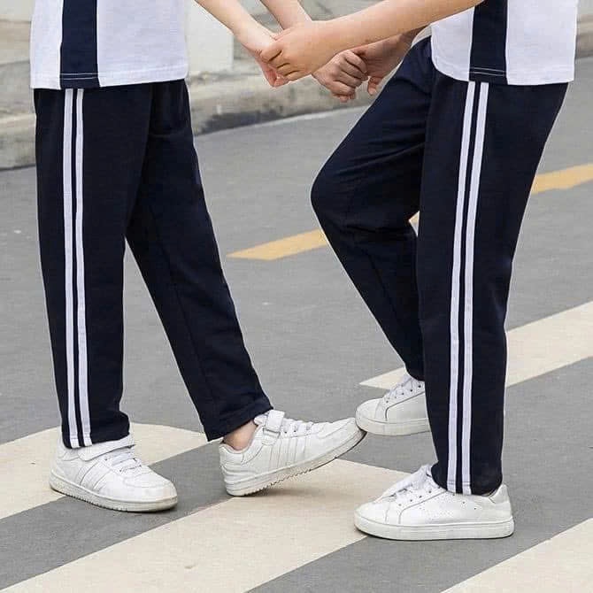 Quần Thể Dục 2 Sọc, 3 Sọc Màu Tím Than Tiểu Học, Trung Học Chất Thun Chéo Cao Cấp Không Bai Xù