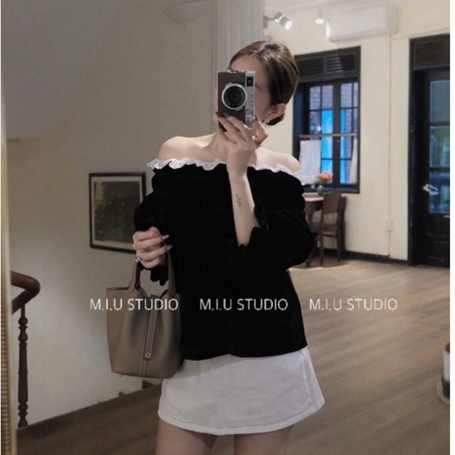 MIU.STUDIO •”Anla Top” Áo trễ vai tay bồng phối viền bèo cao cấp ,Áo nhung kiểu nữ hở vai phong cách điệu đà tiểu thư