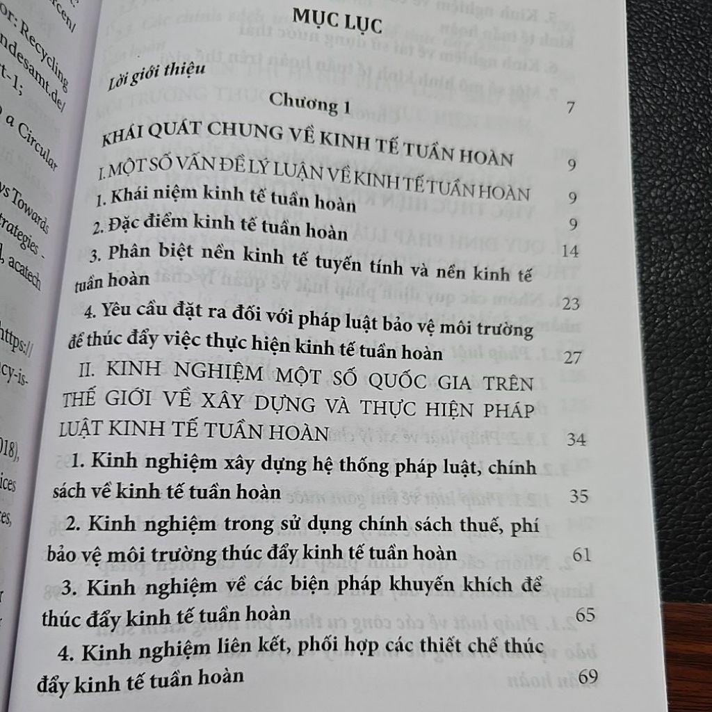 Sách - Pháp luật bảo vệ môi trường thúc đẩy việc thực hiện kinh tế tuần hoàn ở Việt Nam hiện nay (NXB Tư Pháp)