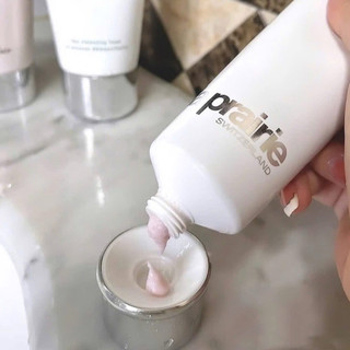 Sữa Rữa Mặt 𝐋𝐚 𝐏𝐫𝐚𝐢𝐫𝐢𝐞 𝐅𝐨𝐚𝐦 𝐂𝐥𝐞𝐚𝐧𝐬𝐞𝐫