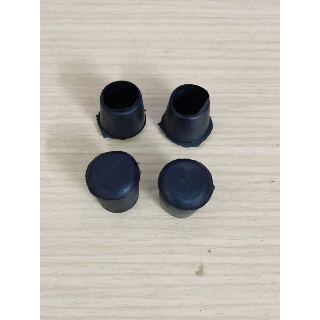 Nút bọc chân ghế nhựa chống trượt , 4 NÚT CHÂN GHẾ, không làm trầy xước sàn