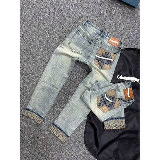 Quần jean nam cao cấp 2 màu xanh điểm hoạ tiết tinh tế – form slim fit trẻ trung, phong cách thời trang đường phố
