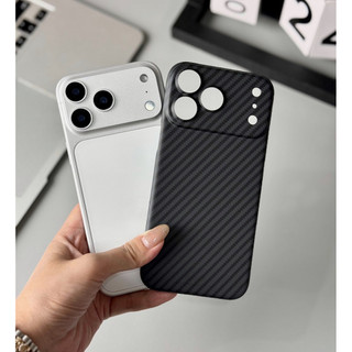 Ốp vân Carbon siêu mỏng không bám vân tay bảo vệ camera chống trầy xước dành cho iphone 17 16 15 14 13 12 pro max - XLV
