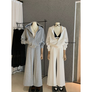 𝐏𝐡𝐢𝐞𝐧 | (Sẵn Trắng S) W7695 Set Áo Khoác Zip Mix Quần Ống Suông Loe Thu Đông