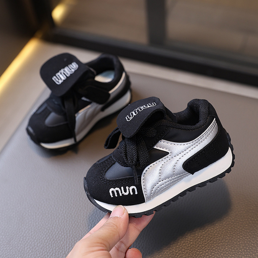 [M045] Giày Thể Thao Cho Bé Trai Bé Gái Đế Mềm Chống Trượt, Giày Sneaker Chất Da Mềm Chống Trượt Đi Học Đi Chơi
