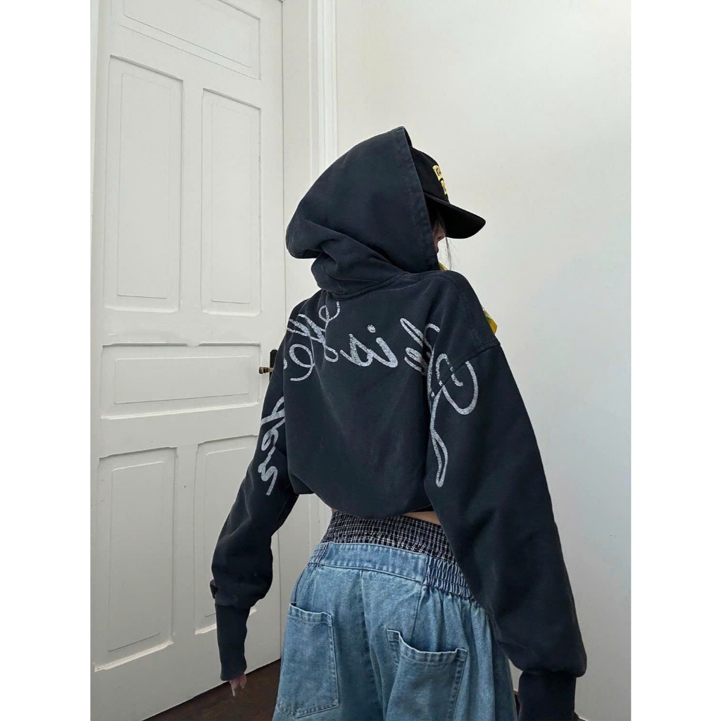 (sẵn)Áo nỉ hoodie zip dáng boxy màu đen bụi phong cách cá tính năng động AKN003 - Tiktik