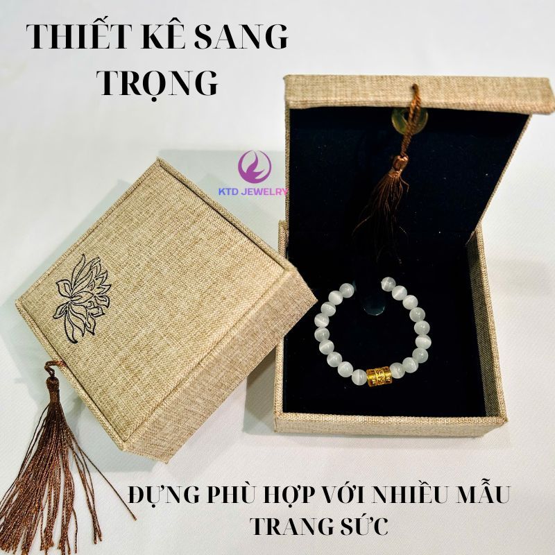 Hộp gấm KATEDA Để Đựng Vòng Tay Trang Sức Kích Thước 10x10 cm