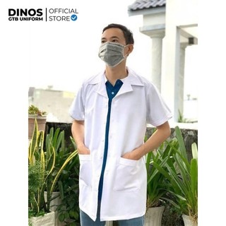 Áo Bác Sĩ Dinos Cổ Vest, Cổ Bể Tay Ngắn, Vải Cotton Lạnh, Màu Trắng