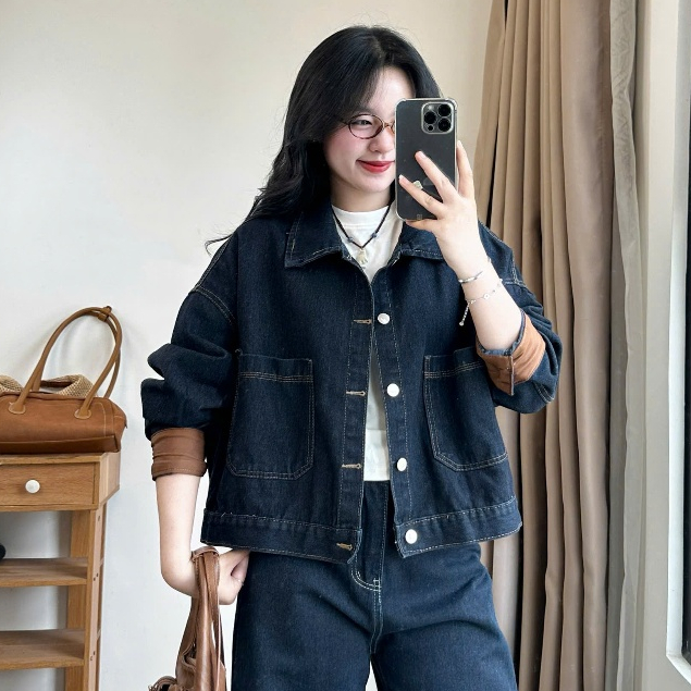 Áo khoác jeans demin nữ dáng lửng phối đồ thu đông năng động cá tính nhiều màu Joolate