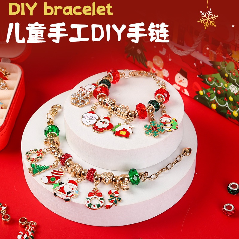Bộ Xâu Vòng Set Vòng Tay Đồ Chơi Làm Vòng Tay Dây Chuyền Noen Noel Hộp Charm Trang Sức Giáng Sinh- Đò Chơi Cho Bé PUKAPI