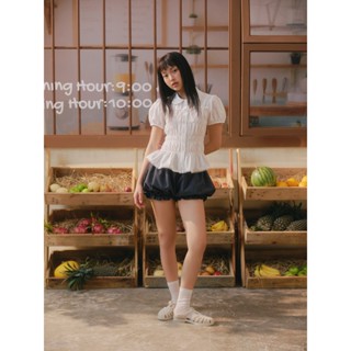 Quần bí OLV ngắn cạp trễ Navy Cotton Striped Puff Shorts trẻ trung năng động