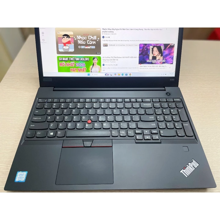 Lenovo Thinkpad E590 Core i5-8265U Màn Hình 15,6inch