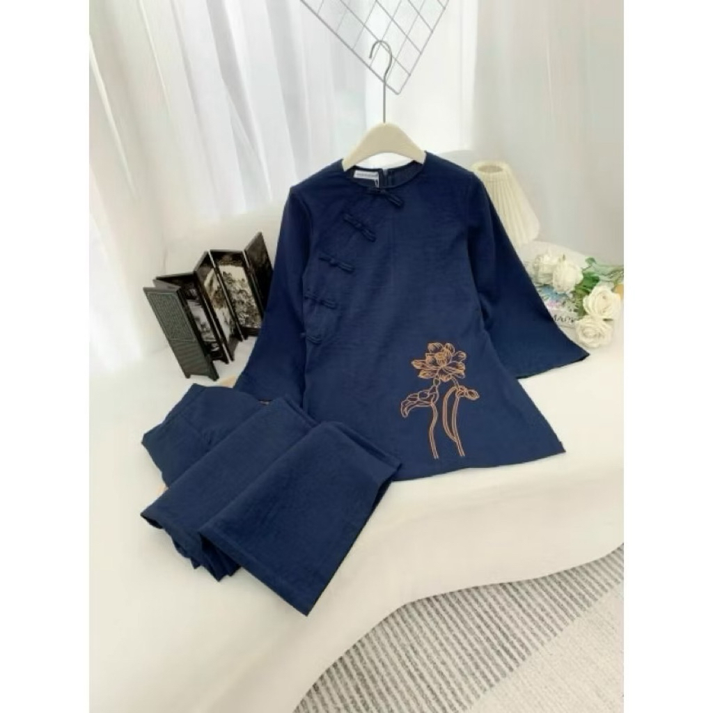 Bộ đồ tiểu thư năm nút thêu Sen lien | Đồ Lam An Nhiên