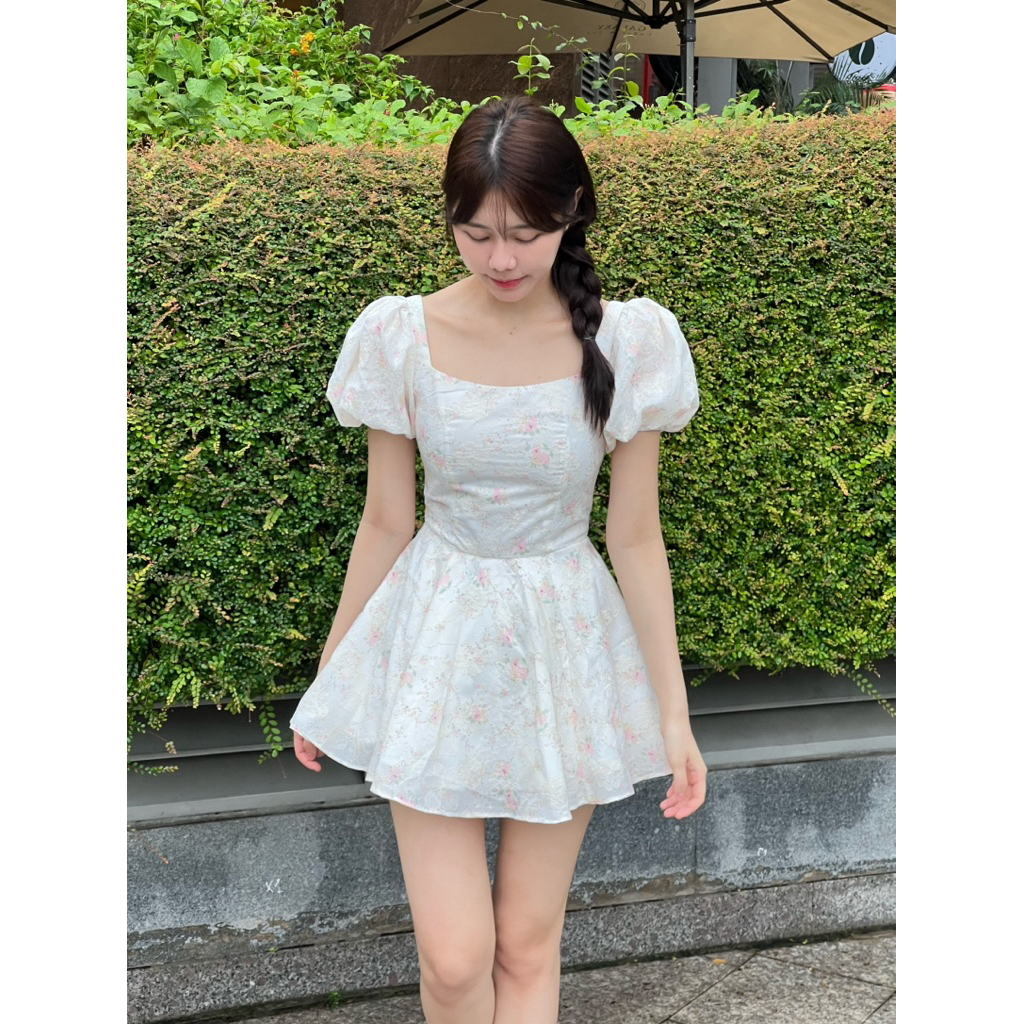 Yumie dress dáng ngắn form basic