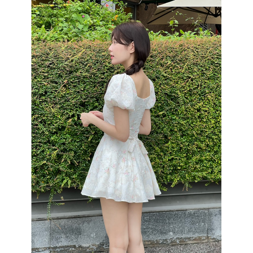 Yumie dress dáng ngắn form basic