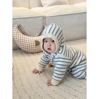 Bodysuit len có mũ kẻ sọc dễ thương cho bé