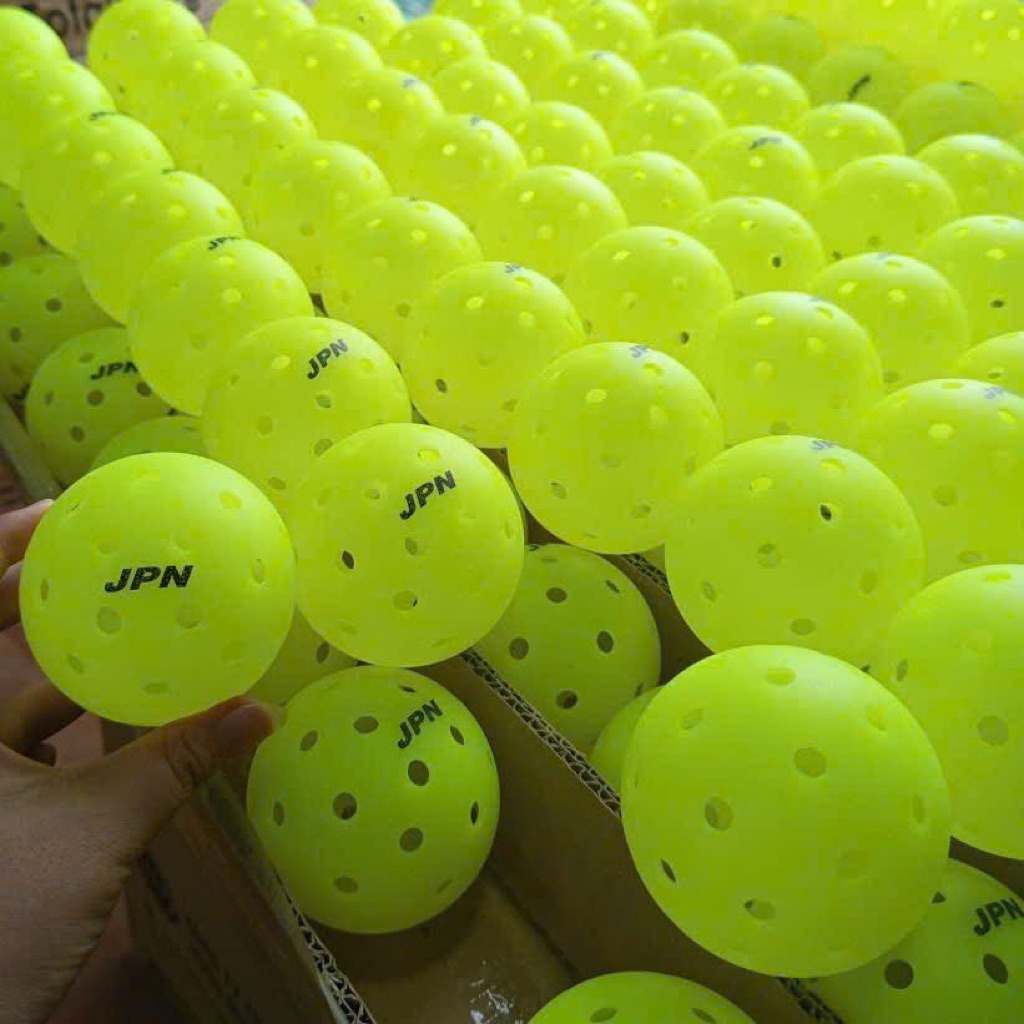 [CHÍNH HÃNG] COMBO 3 Bóng Pickleball 𝐉𝐏𝐍 tiêu chuẩn thi đấu 40 lỗ , chất lượng VƯỢT TRỘI