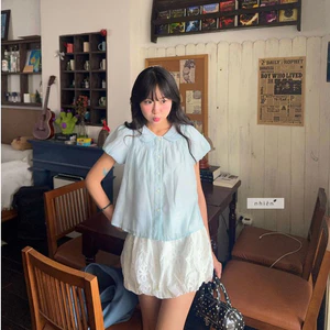 𝐌𝐢𝐝𝐨𝐫𝐢 𝐁𝐚𝐛𝐲𝐝𝐨𝐥𝐥 - Áo sơ mi nữ babydoll cổ sen tay phồng phối nút hoa nhien.official NAS00005