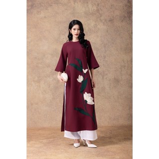 SWANLAKE | Áo Dài Nữ Cách Tân Liên Hoa Phom Suông Cổ Tròn Vải Lụa Dày Đính Kết Hoa 3D Tết L13092