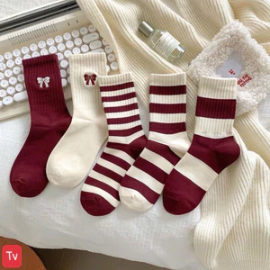 Set 10 đôi tất vớ hoạ tiết nơ sọc đỏ phong cách Hàn Quốc