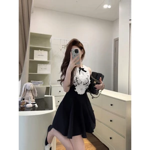 SET ĐẦM SÁT NÁCH NƠ REN HOA PHỐI QUẦN SHORT ĐEN, SET ĐỒ NỮ TIỂU THƯ | MEOINDAHOUSE