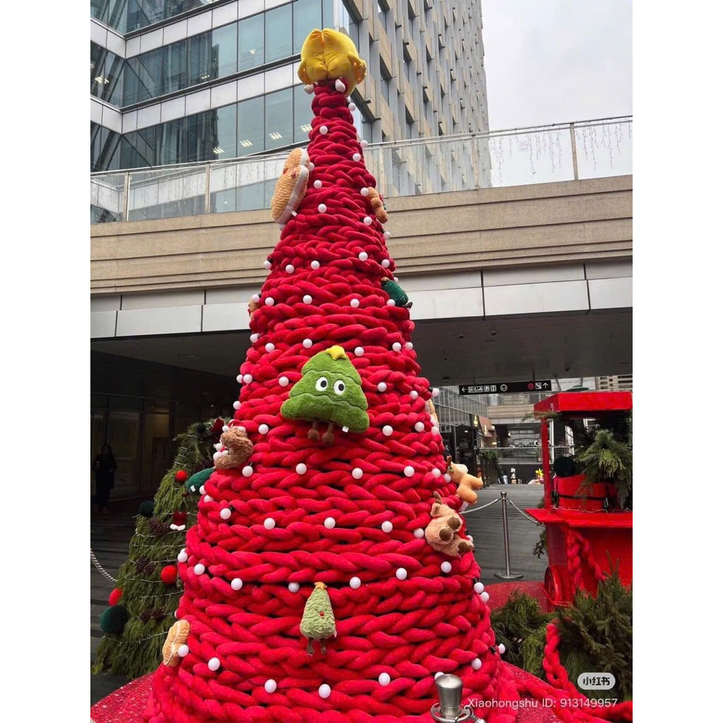 Len khổng lồ trang trí Noel