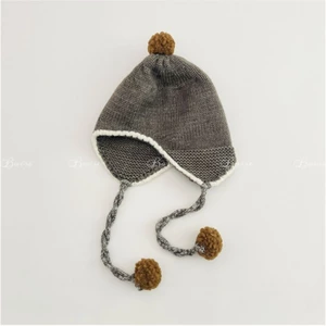 Mũ Len Trùm Tai Cho Bé Pom Pom Dây Buộc Giữ Ấm Mùa Đông – Mũ Len Bé Trai Bé Gái