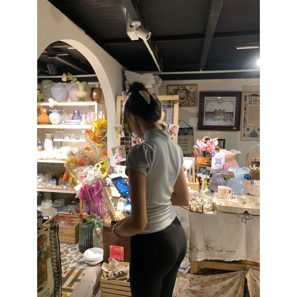 Áo thun ôm body cổ tròn thắt nơ
