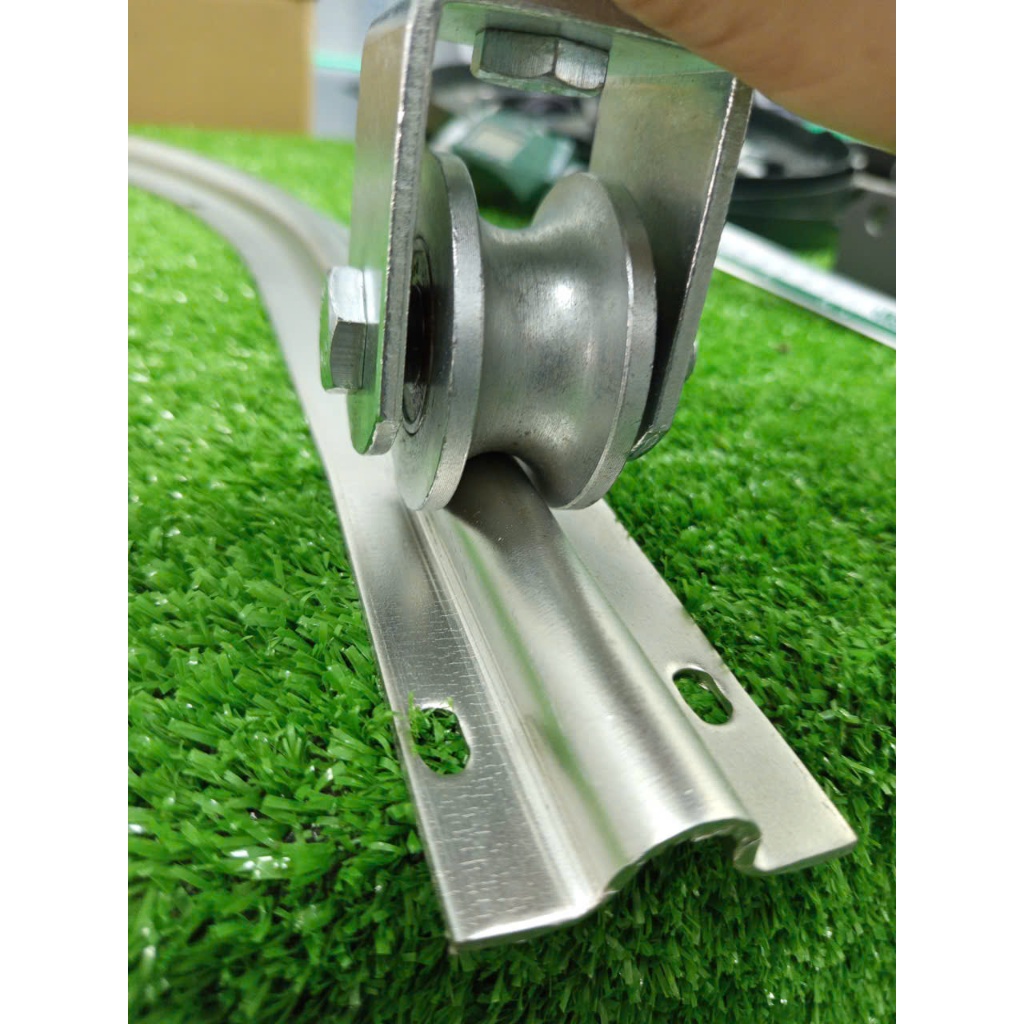 Bánh xe cổng lùa Fi  típ U21, bánh xe cổng trượt bạc đạn xoay 360 độ