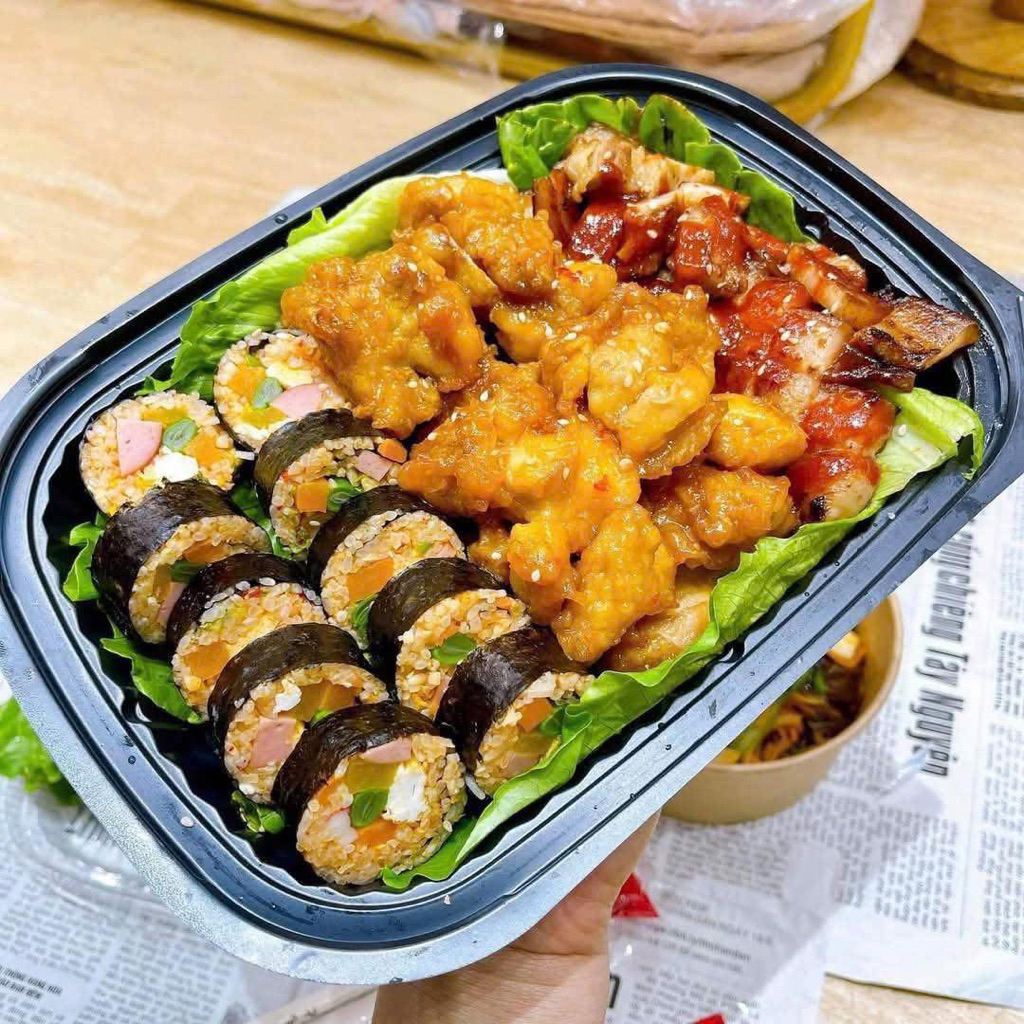 Combo 50 Khay nhựa, Hộp đựng thực phẩm kèm nắp giá sỉ