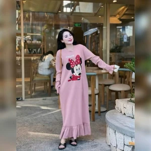 Váy dài đuôi cá suông rộng dài tay không cổ chất nỉ dày dặn ấm áp họa tiết chuột Mickey T1428G
