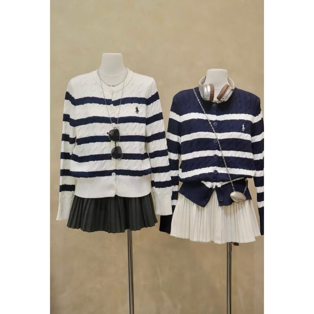 Thanhhuyenclothings2 - Áo len dệt kim phối kẻ hình thêu basic